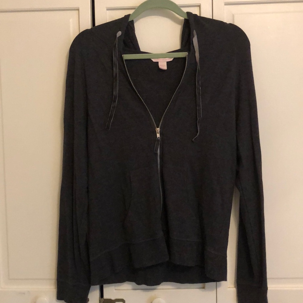 Long sleeve zip up